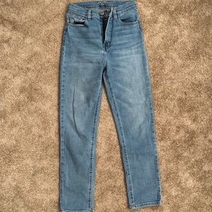 BDG girlfriend jeans